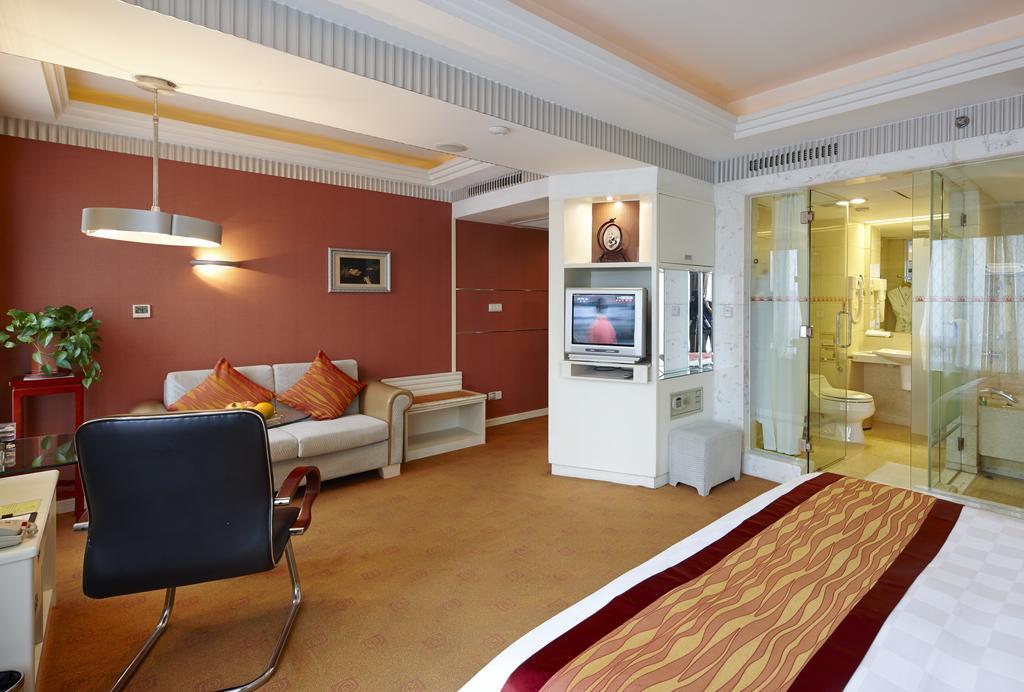 Yinhe Dynasty Hotel Чънду Екстериор снимка